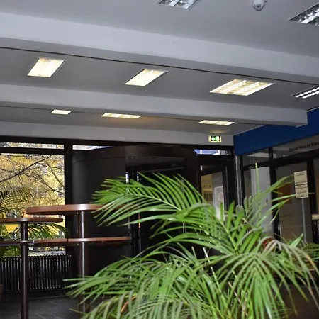 Studio-apartment, Zentral Gelegen * Κολωνία